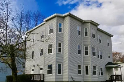 218 Whitman Ave #2 1