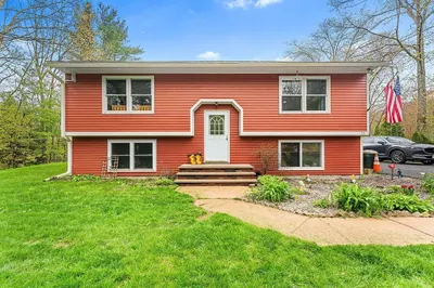 95 Willis Rd