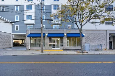 550 Pleasant Street ##109 1