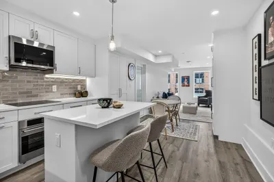 149 Charles St #4 1