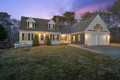 15 Walkerwoods Dr 1