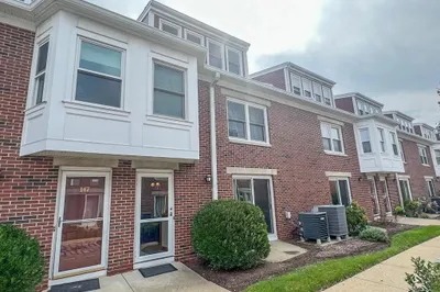 142 Quincy Shore Dr #146