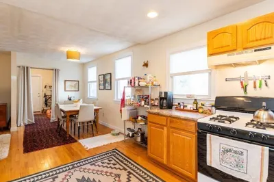 99 Gore St #1