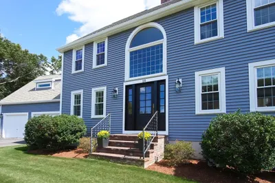 20 Windsor Drive