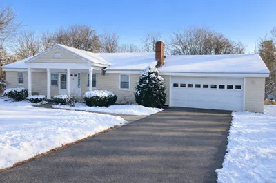 369 Berlin Rd 1