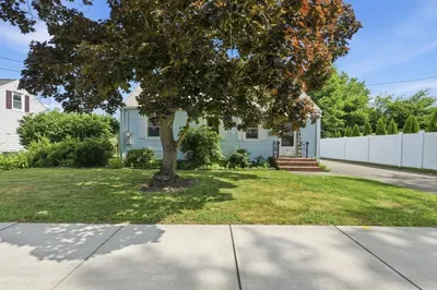 38 South Alhambra Cir