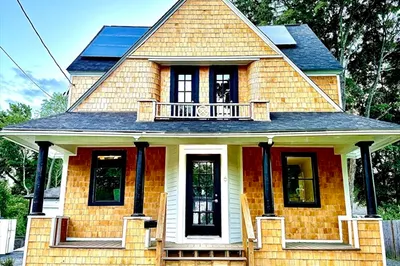 6 Wheelock St 1