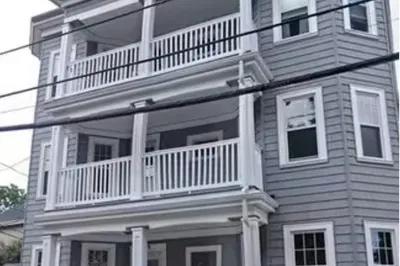 328 Centre St #1