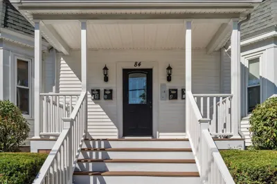 84 Alder St #1 1