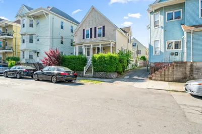 292 Davis St 1