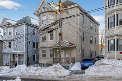 264 Weld St