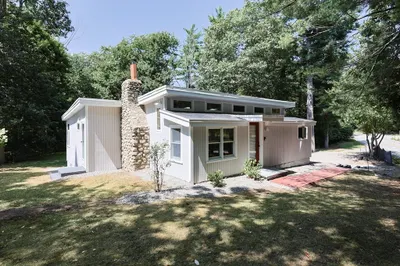 183 Mountain St 1