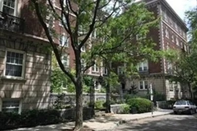 5 Arlington Street #2