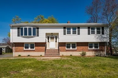 6 Barnes Ave