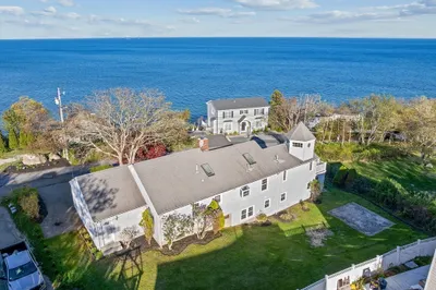 51 Shore Dr 1