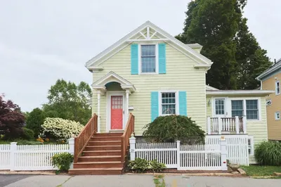 29 Lincoln Ave #1