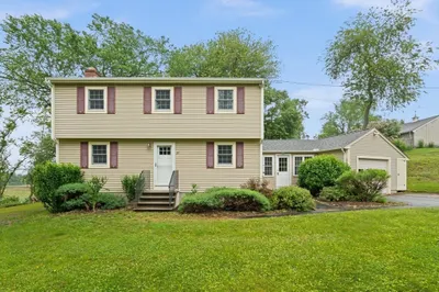 27 Albion Ln