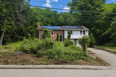 246 Pleasant Street 1