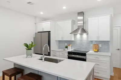 267 Old Colony Ave #311 1