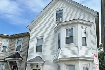 33 Louis St #1
