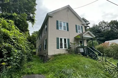 54 Marietta St 1