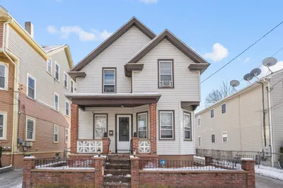 74 Dora St 1