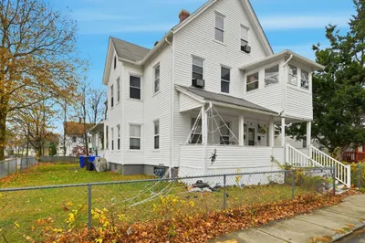 28-30 Nelson Ave