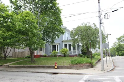 119 County St #2