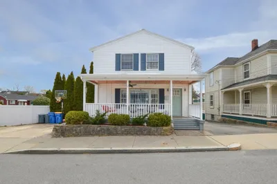 105 Almont St 1
