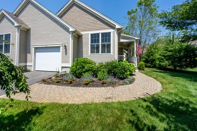 18 Chadwick Ct #588 1