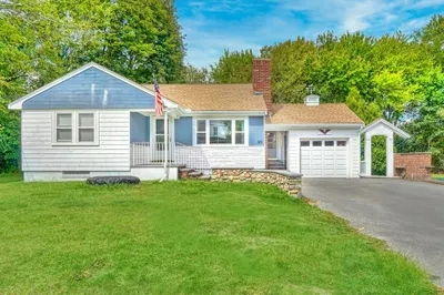 33 Eustis St