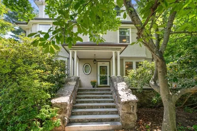 292 Clinton Rd 1