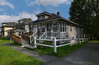 61 Wilson St 1