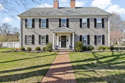 50 Pleasant St 1
