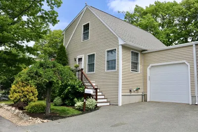 37 Green St #1