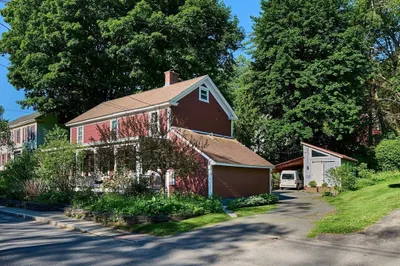 34 Sears St