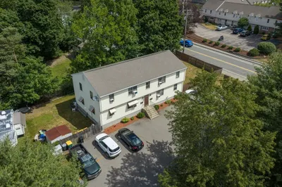 2 Alden Dr