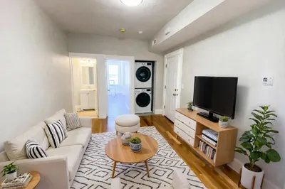 7 Reedsdale St #2