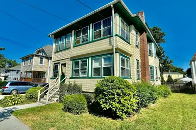 109 Waterston Ave #1 1