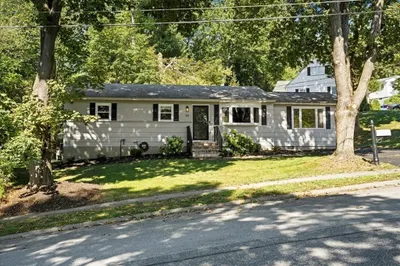 32 Stratton Drive
