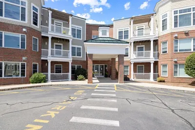 855 Main Street #305 1