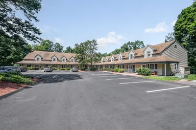 11 Kennedy Drive #11 1