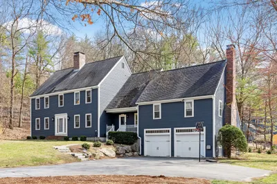 11 Kettle Hole Rd 1