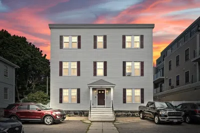 21 Minot Street #2A