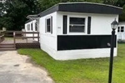 90 Willow Tree Dr