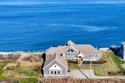 5 Bay Beach Lane