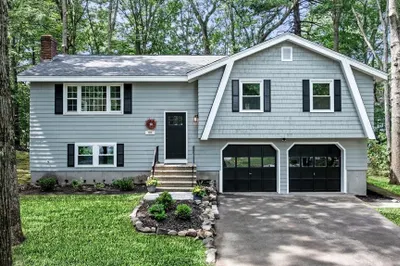 44 Longbow Rd