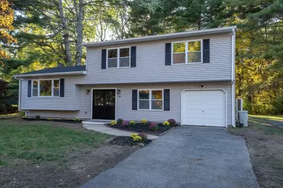 54 Westfield Dr 1