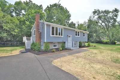 86 Malley Ave 1