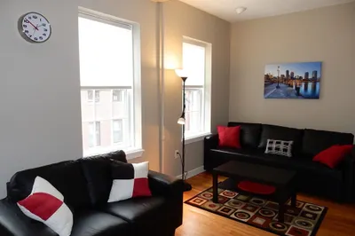 44 Grove St #3